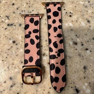 Leopard Apple Watch band.